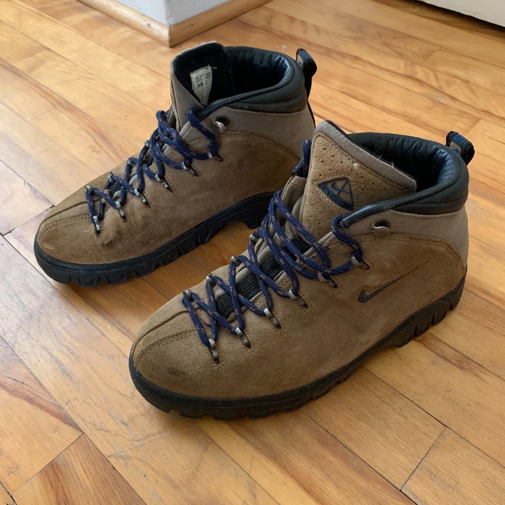 Vintage Nike ACG Hiking Boots
